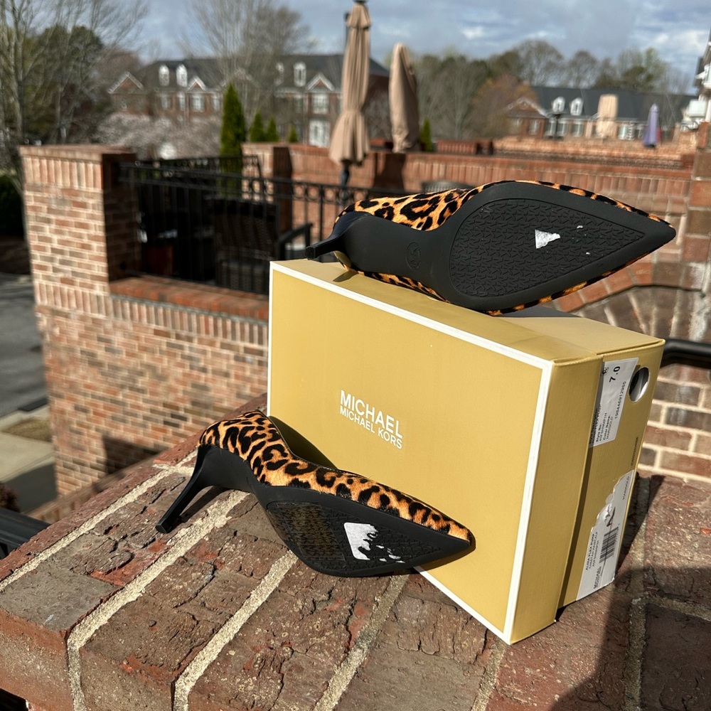 Michael Kors Animal Print Heels-NWT - Picture 6 of 11